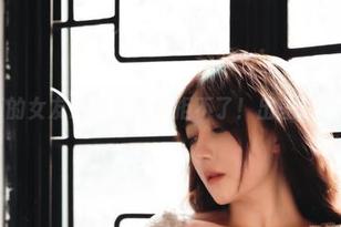 樱晚gigi的女友系列更新抗拒不了！出差也要晒美图。