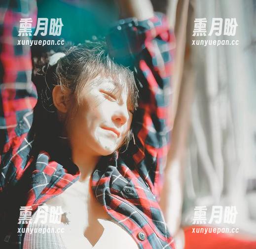 樱晚gigi私拍信手拈来，日落那一瞬，感觉我都被烤化了。