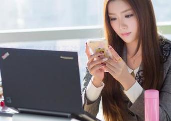 爱蜜社 – 这个美腿资料包无法拒绝，沈蜜桃miko真会创造资源啊