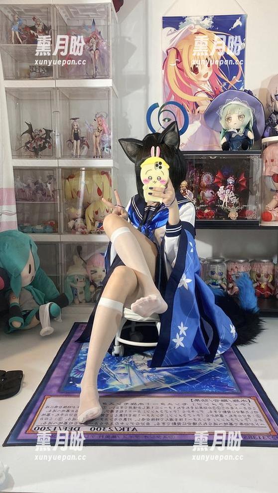 白栎Shirly 观看白栎Shirly的”蔚蓝档案“,说实话,有种清新又迷人的滋味,很难描述。