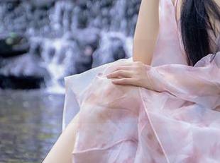 秀人网 – 分享南乔的女仆写真集，感觉那表情…怪怪的，但又闪着光!