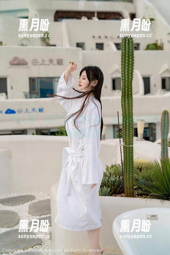 秀人网 - 周井空全套写真，运动风格透着点不走寻常路的性感。