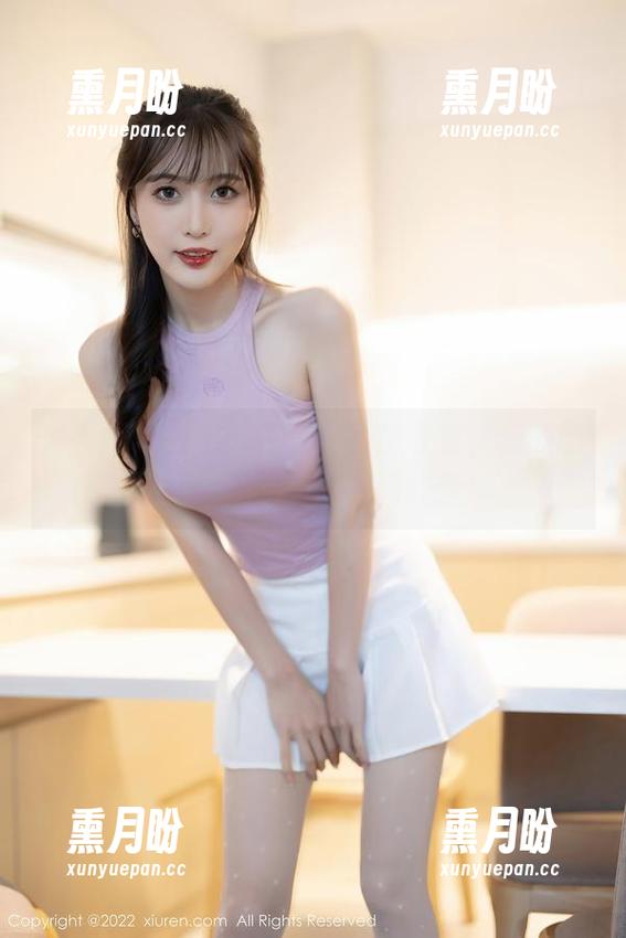 秀人网-玄子 秀人网 - 玄子:在这一身皮衣里,我的腰围和温度正进行一场较量!