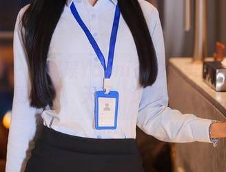 秀人网 – 王馨瑶Yanni在她的美腿写真集中又更新了，天哪，这腿真是绝了！