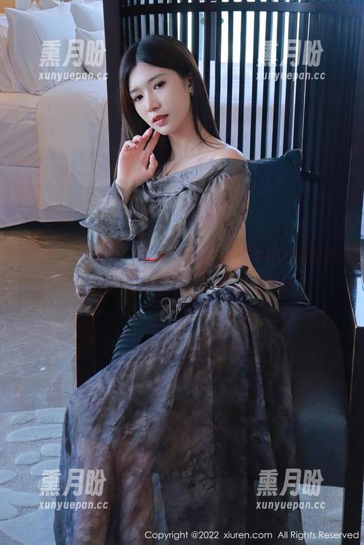 秀人网-萌琪琪Irene 秀人网 - 不要错过,萌琪琪Irene的长腿图册免费奉上,准让你决策困难。