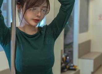 图包免费送！有没有搞错，秋和柯基的暗黑圣诞童话看似不走寻常路。