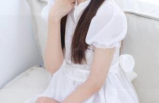 稚乖画册 – 从吉他少女到赤西夜夜全集，曲调间藏着的不只是音乐，更有微妙的心事。