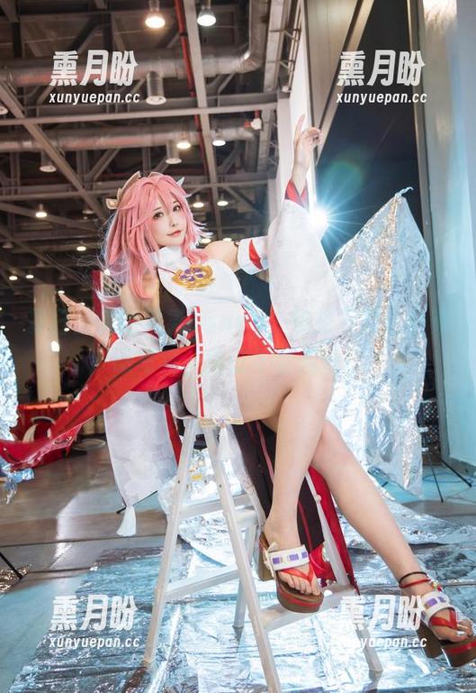 夏日里的糖果果Candy，快来下载这份养眼写真，保证不会后悔！