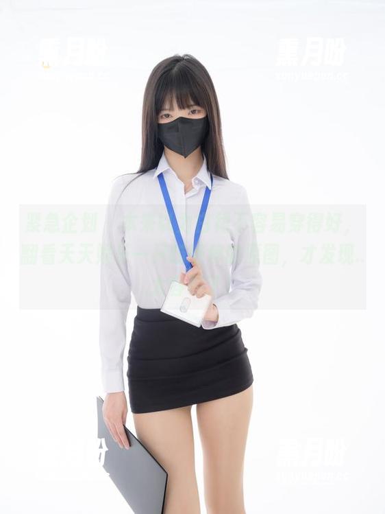 紧急企划 - 本来以为白裙不容易穿得好，翻看天天娱乐一只喵喵梓的原图，才发现...太容易了！