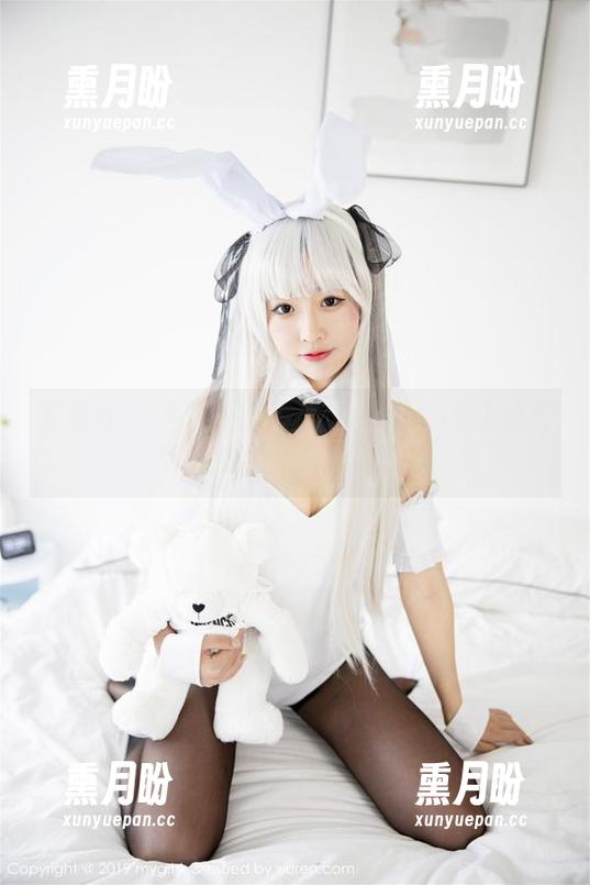 美媛馆 - 是梦还是现实？沫晓伊的红裙写真图册刺激着你的想象