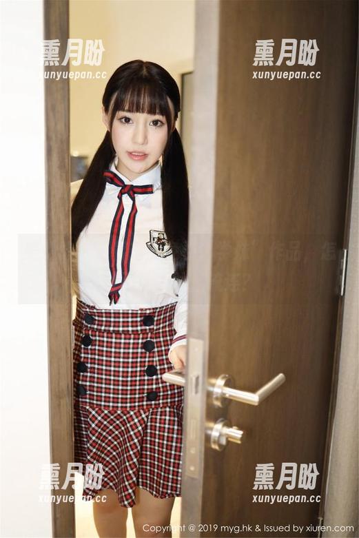 美媛馆 - 王馨瑶的免费“学妹”作品，怎能不让人驻足流连？