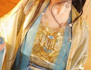 再也不怕孩子不让我借手机了！苏嫣嫣阿姨的自拍图集更新来啦！