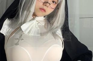 微密圈 – 葱油饼er短裙日记：最新写真集里的小小冒险