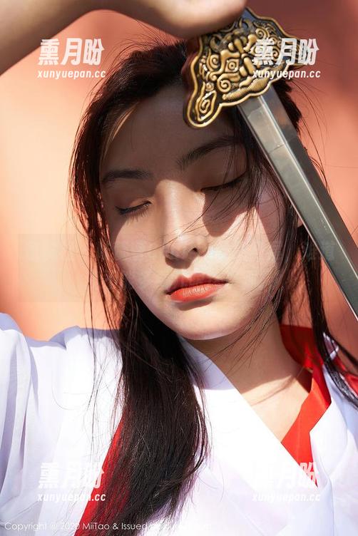 蜜桃社-陆萱萱Cecilia 蜜桃社 - 陆萱萱Cecilia的双马尾,难道我不能多看几眼这资源!