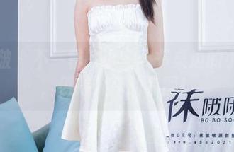 袜啵啵 – 不一样的小安：书桌边的小画报，值得分享的套图！