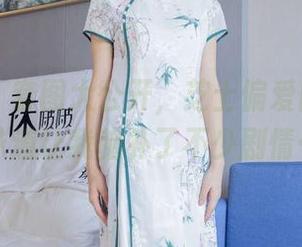 袜啵啵 – 套图大公开，芝士偏爱肉丝，这味道让我脑补了不少剧情…