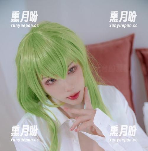 精选图库：起起子vvvv在天台的凝视，顺便聊聊隔壁的小狗