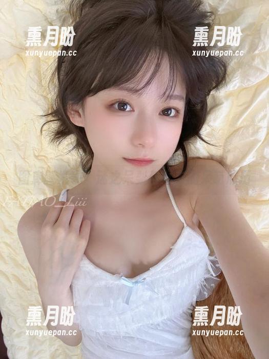图库新发现：迷之呆梨与女友的呆萌履历