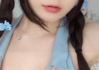 福利篇：迷之呆梨的短裙下，图片有些…不太一样？