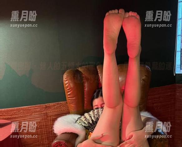 迷人的五姨太 微密圈 - 迷人的五姨太的黑色魅影,原图里隐藏的迷离真让人浮想联翩!