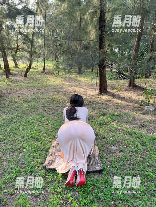 微密圈 - 看完迷人的五姨太的全套天使照片，你会相信她继续飞吗？