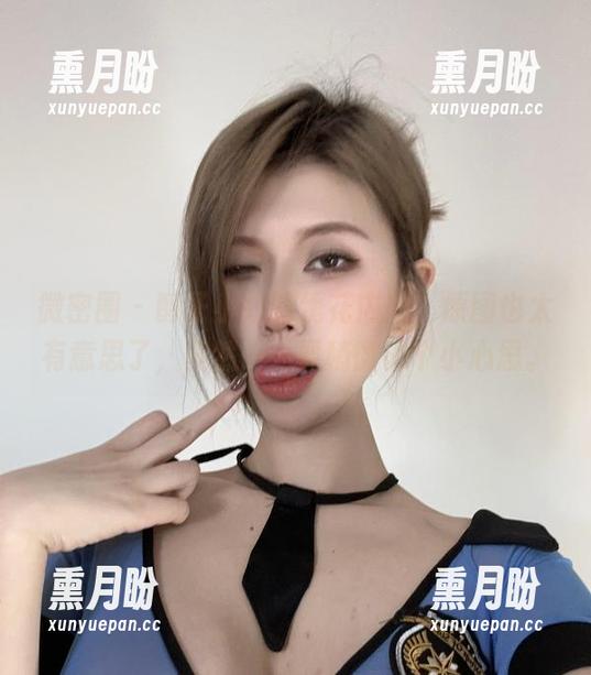 微密圈 - 醇子小姨的绣花内内，原图也太有意思了，虽然……要稍微说个小心思。