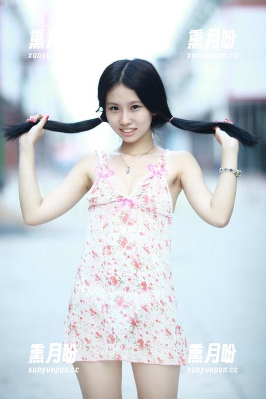 青豆客 - 在汪佩妮Penny的自拍里，私房写真生动是另一回事！