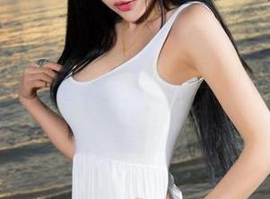 青豆客 – 潇同学的丝袜：图片里的奇妙“M‘”字形