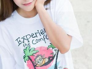 魅妍社 – 看程小烦不烦的私房原图，真想大喊：“女神，你的每一张都令人狂热，又让人心里犯嘀咕。”